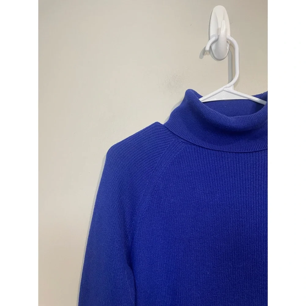 Title Nine Offsite Synergy Turtleneck Sweater Blue/Purple Size‎ Medium